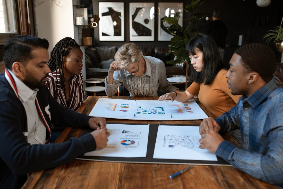 10 Good Professional Habits for You corporate life development fridayexpress